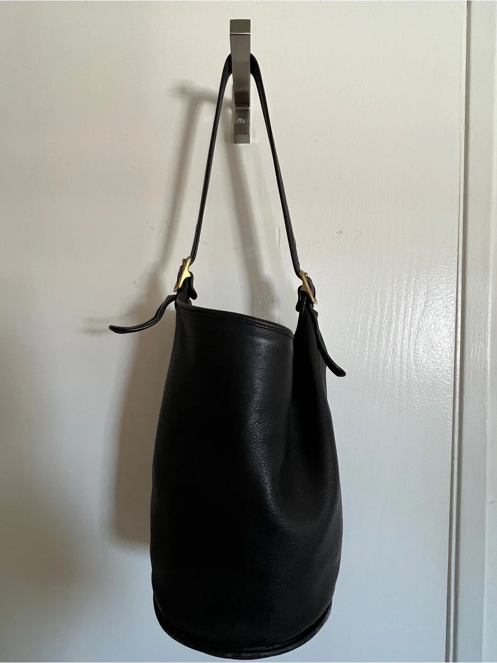 Vintage Coach 9085 Leather Bucket Bag